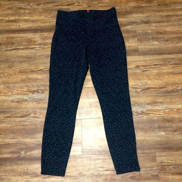 Spanx Leggings Women's Medium Jean-ish Leopard Print Black Blue Pull On Pants - Picture 1 of 5